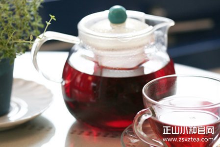 金骏眉与正山小种红茶
